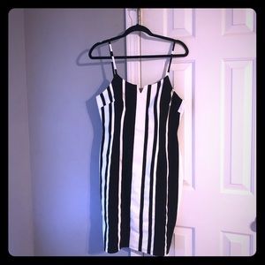 Black and White Vertical Striped Dress Size XL